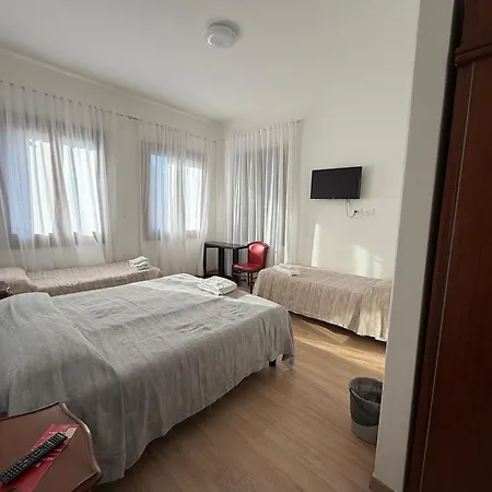 Ξενοδοχείο Cristallo 2*