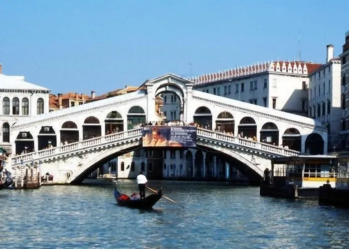 Cristallo Hotel 2*