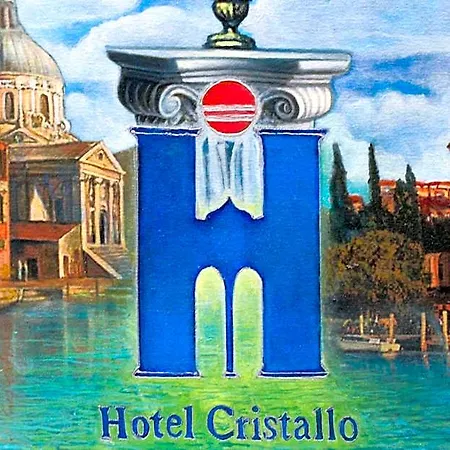 Szálloda Cristallo 2*